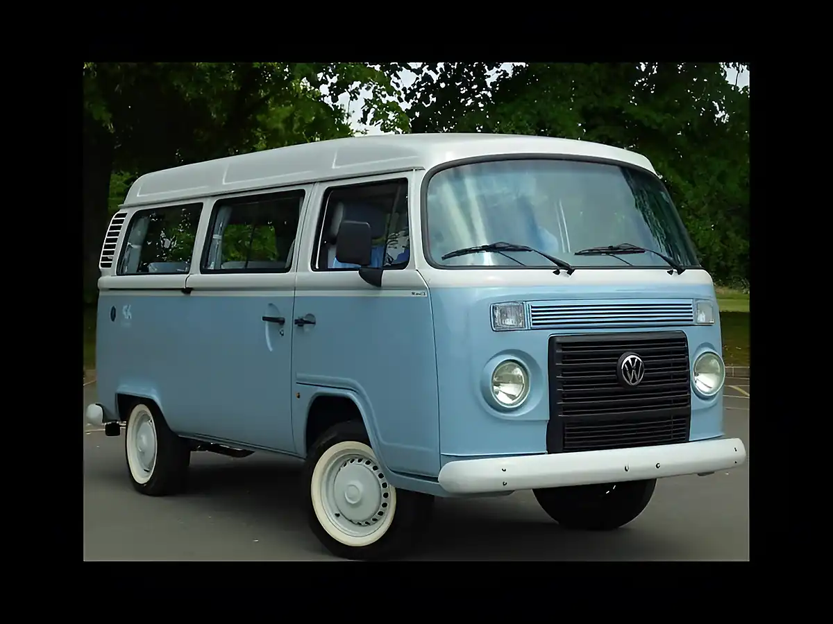 Used 2014 Volkswagen Transporter Type 2 Kombi Last Edition Blue and White - Interior and Exterior details 8