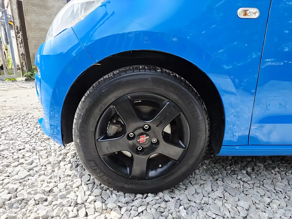 Used 2014 Volkswagen Up 5 Door Blue - Interior and Exterior details 14