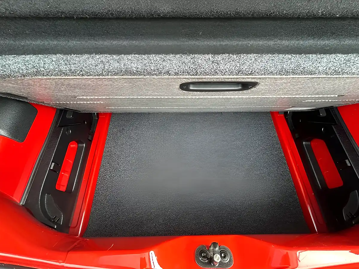 Used 2014 Volkswagen Up! High Up! Orange - Interior and Exterior details 13