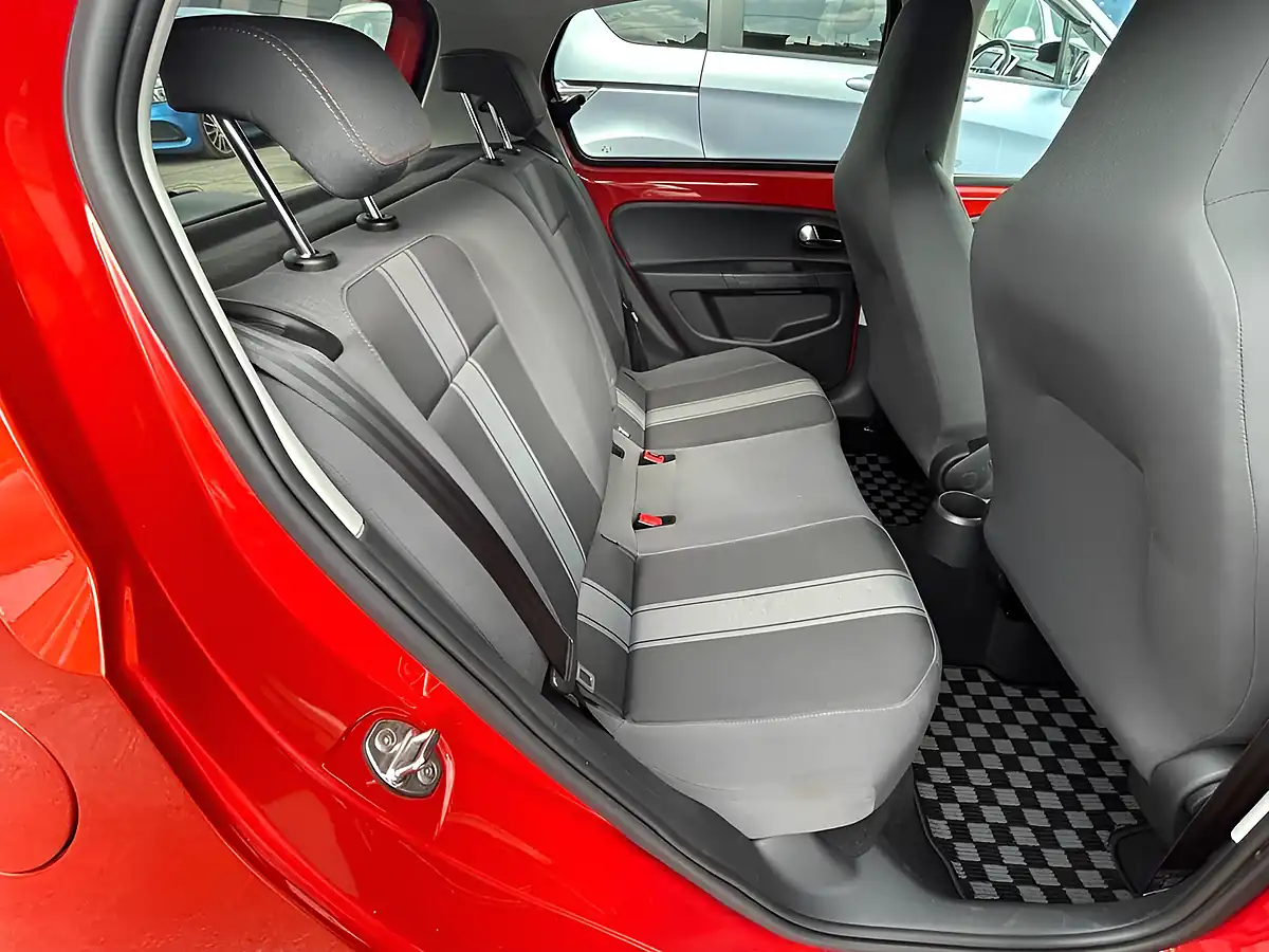 Used 2014 Volkswagen Up! High Up! Orange - Interior and Exterior details 14