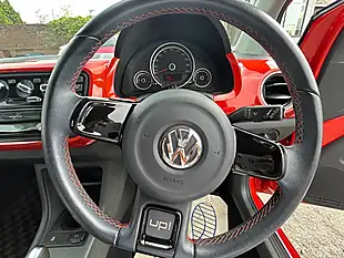 Used 2014 Volkswagen Up! High Up! Orange - Interior and Exterior details 16