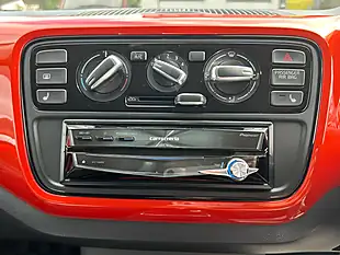 Used 2014 Volkswagen Up! High Up! Orange - Interior and Exterior details 20