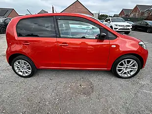 Used 2014 Volkswagen Up! High Up! Orange - Interior and Exterior details 7