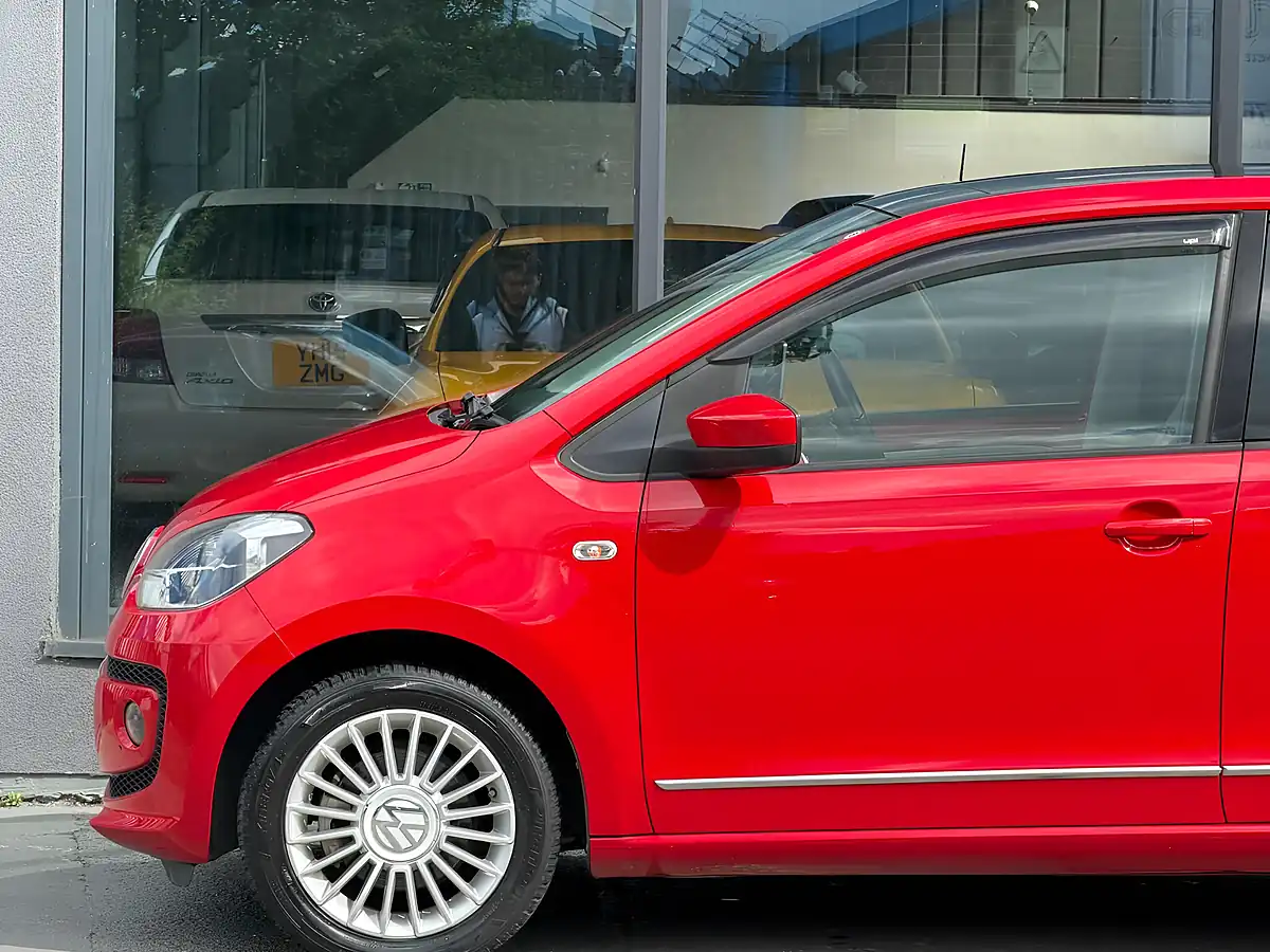 Used 2014 Volkswagen Up! High Up! Red - Interior and Exterior details 14