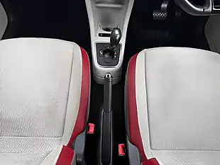 Used 2014 Volkswagen Up! High Up! Red - Interior and Exterior details 17