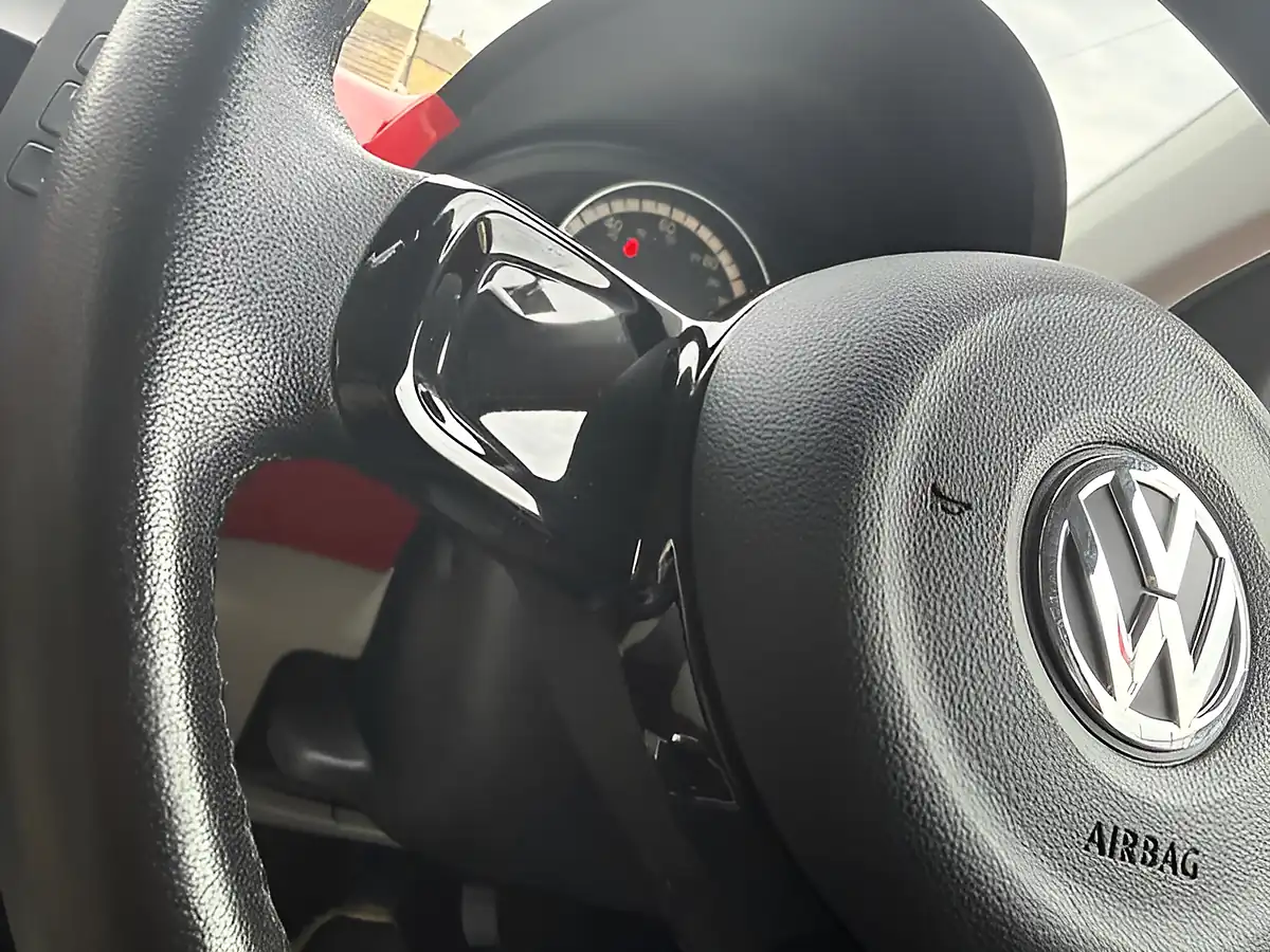 Used 2014 Volkswagen Up! High Up! Red - Interior and Exterior details 20