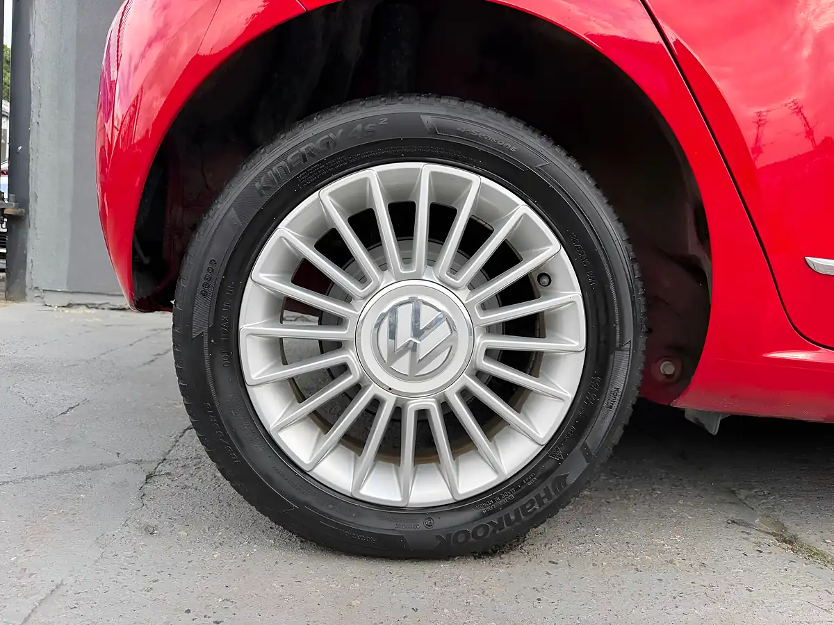 Used 2014 Volkswagen Up! High Up! Red - Interior and Exterior details 20