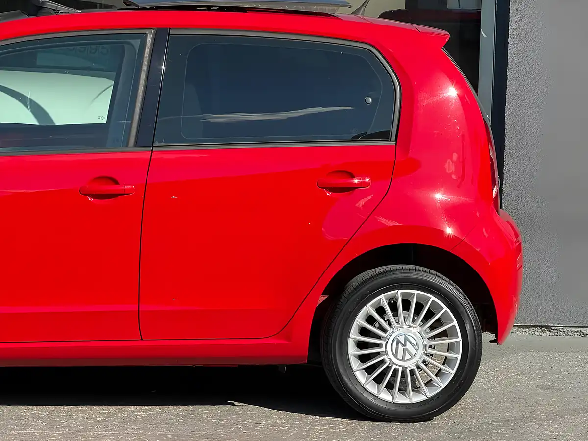 Used 2014 Volkswagen Up! High Up! Red - Interior and Exterior details 11