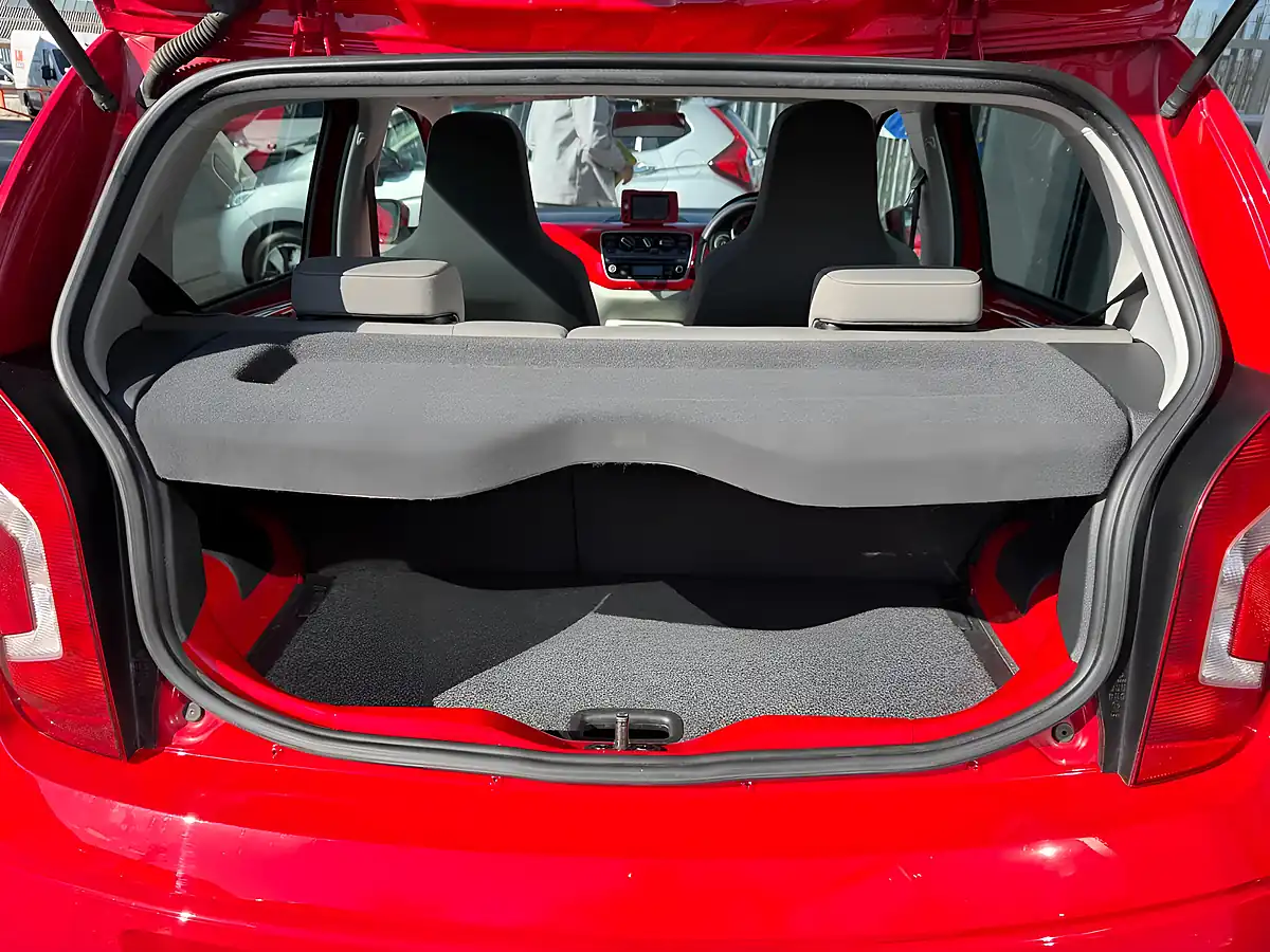 Used 2014 Volkswagen Up! High Up! Red - Interior and Exterior details 18