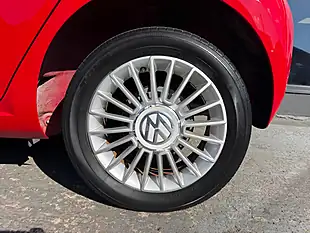 Used 2014 Volkswagen Up! High Up! Red - Interior and Exterior details 19