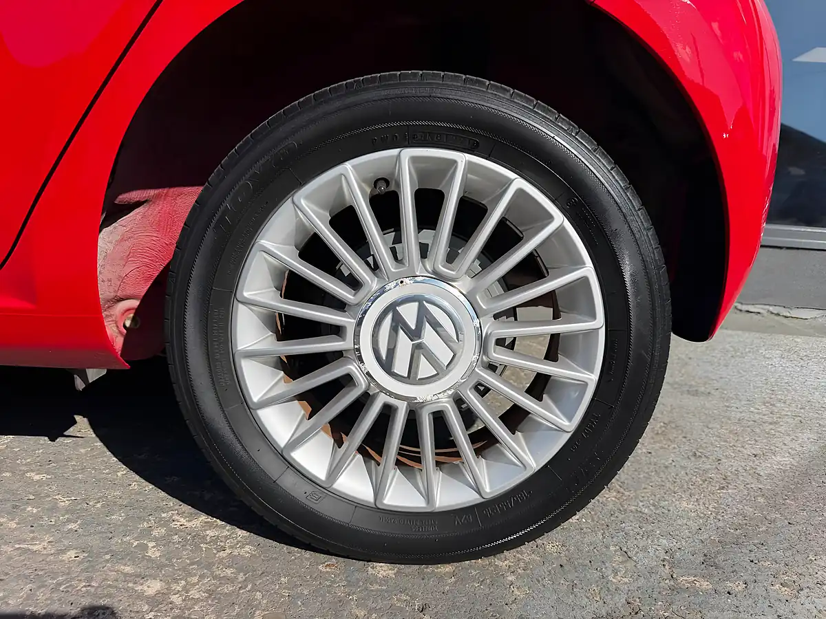 Used 2014 Volkswagen Up! High Up! Red - Interior and Exterior details 19