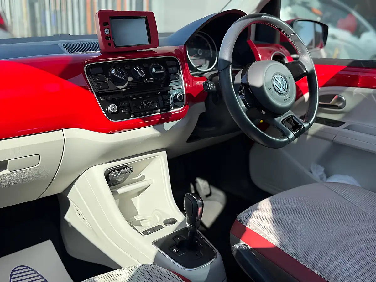 Used 2014 Volkswagen Up! High Up! Red - Interior and Exterior details 3