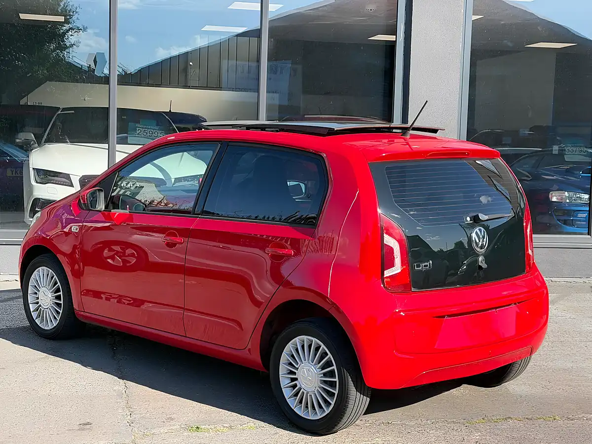 Used 2014 Volkswagen Up! High Up! Red - Interior and Exterior details 6