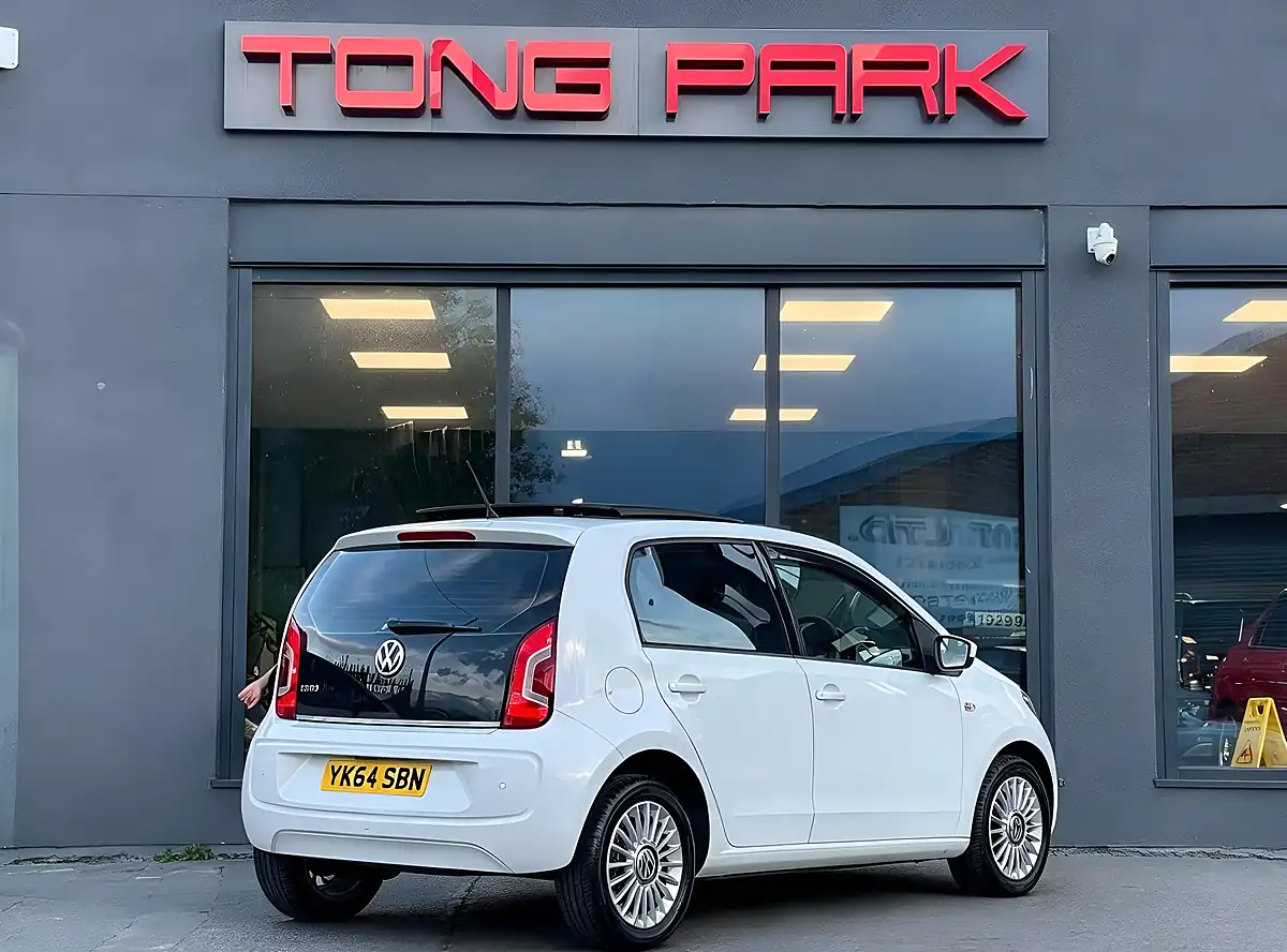 Used 2014 Volkswagen Up! High Up! White - Interior and Exterior details 10