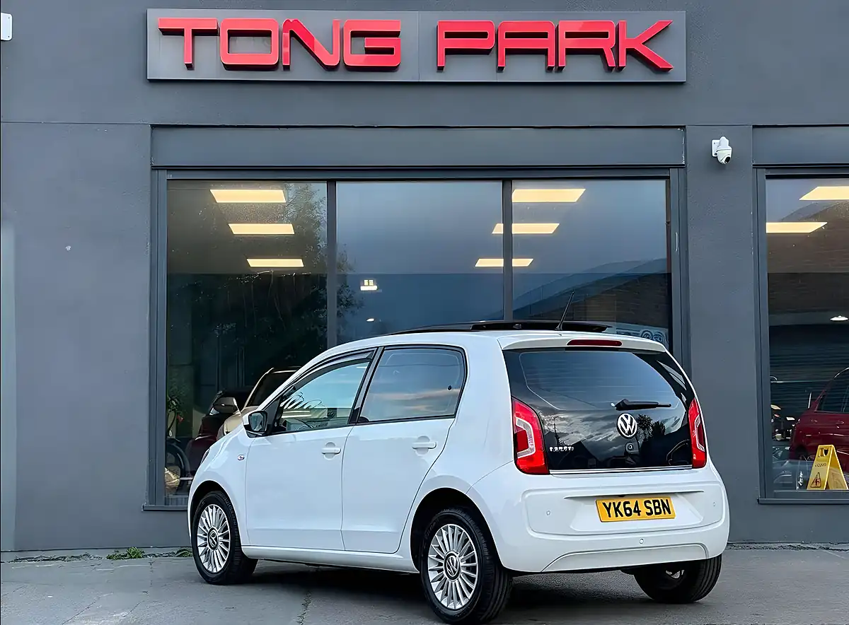 Used 2014 Volkswagen Up! High Up! White - Interior and Exterior details 5