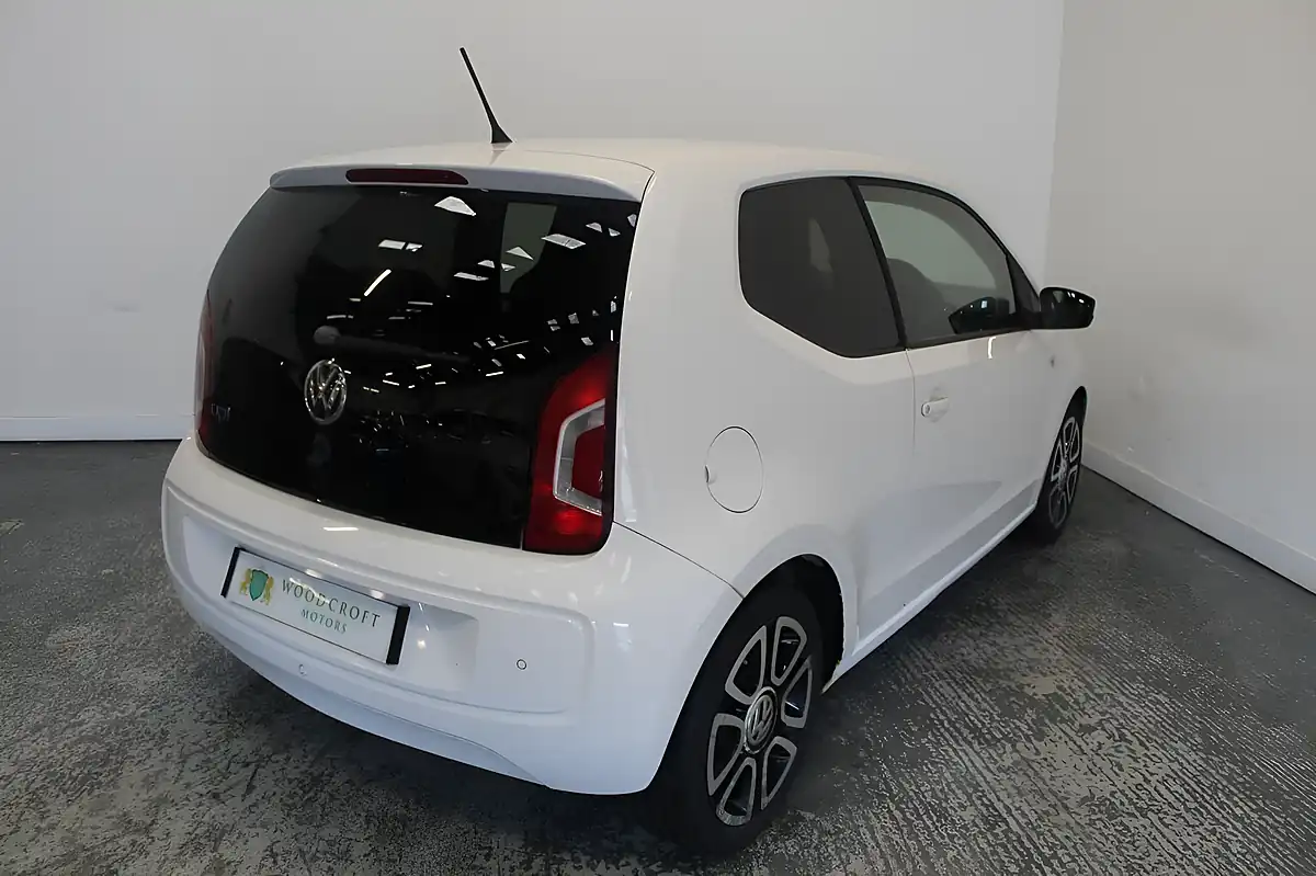 Used 2014 Volkswagen Up! High Up! White - Interior and Exterior details 8