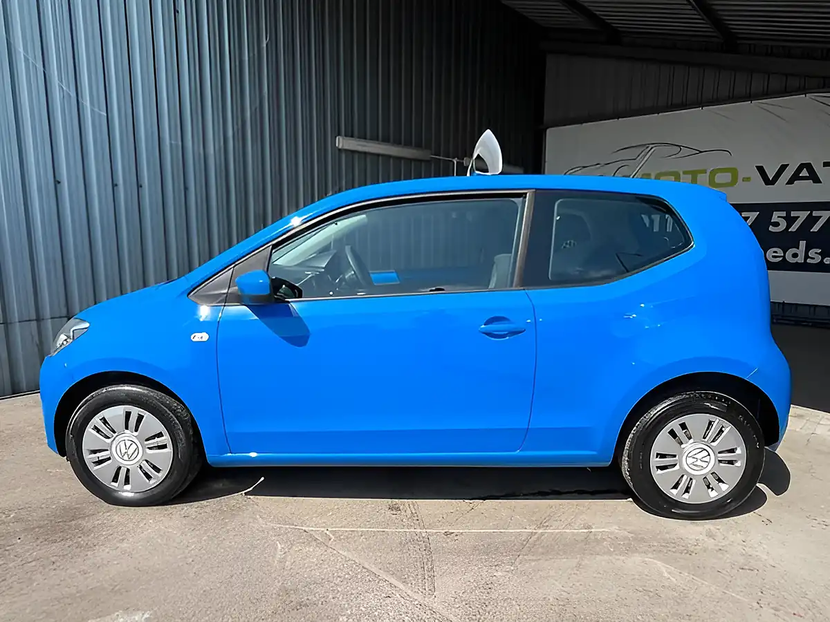 Used 2014 Volkswagen Up! Move Up! Blue - Interior and Exterior details 12