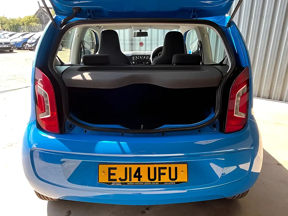 Used 2014 Volkswagen Up! Move Up! Blue - Interior and Exterior details 16