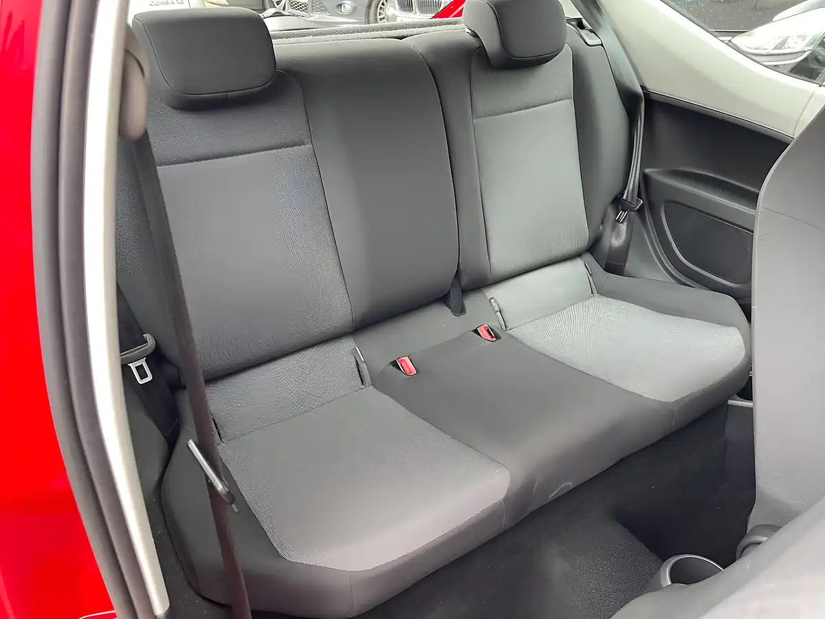 Used 2014 Volkswagen Up! Move Up! Red - Interior and Exterior details 10