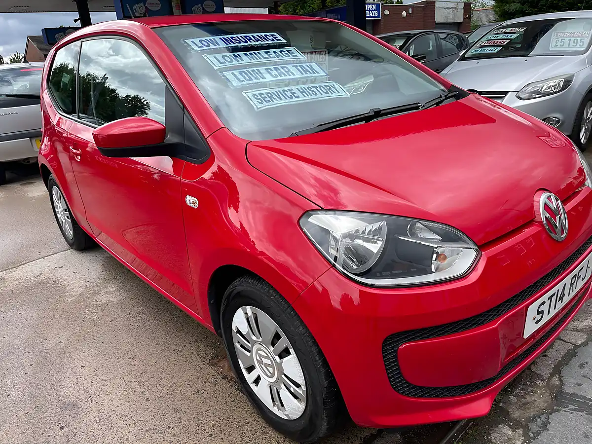 Used 2014 Volkswagen Up! Move Up! Red - Interior and Exterior details 18