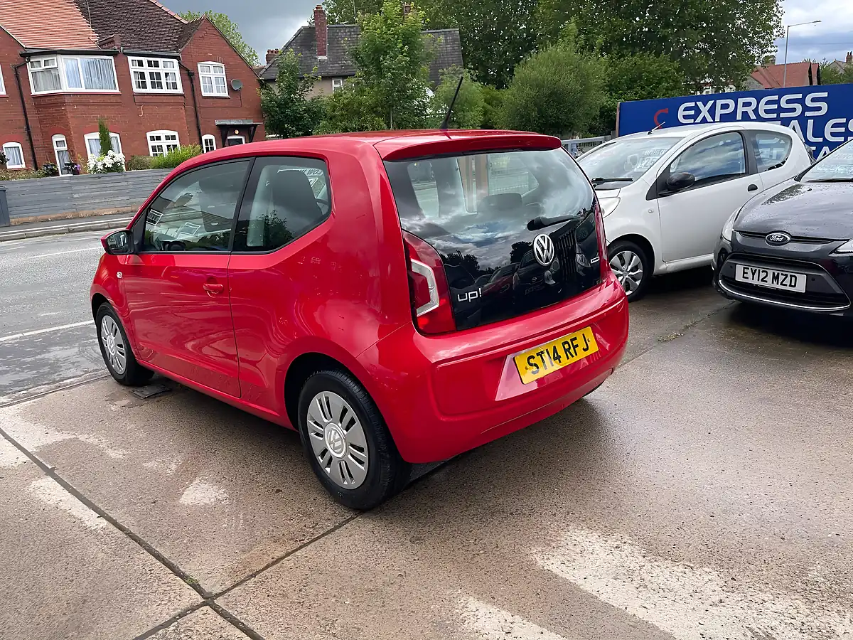 Used 2014 Volkswagen Up! Move Up! Red - Interior and Exterior details 5