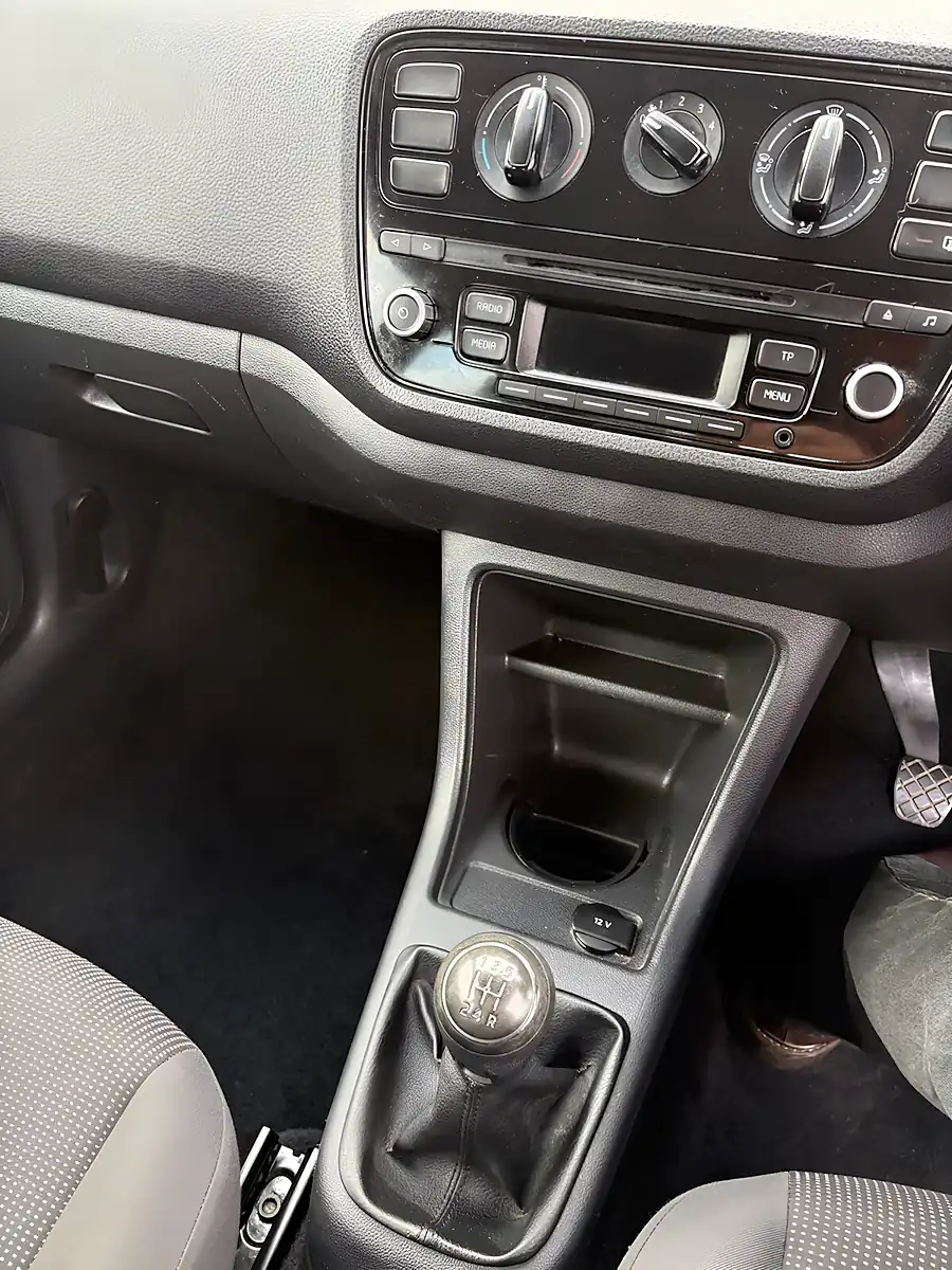Used 2014 Volkswagen Up! Take Up! Blue - Interior and Exterior details 8