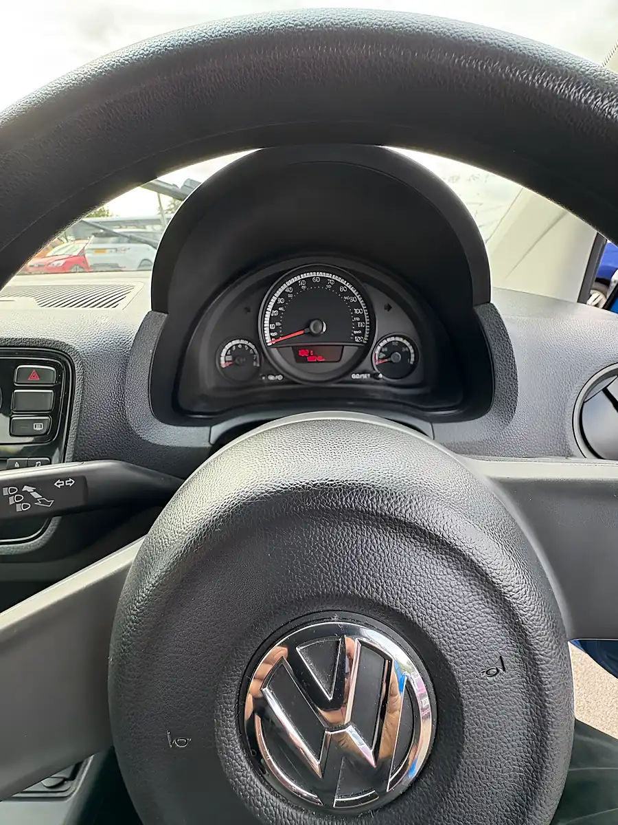 Used 2014 Volkswagen Up! Take Up! Blue - Interior and Exterior details 9