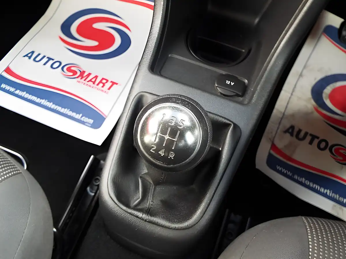 Used 2014 Volkswagen Up! Take Up! Red - Interior and Exterior details 19