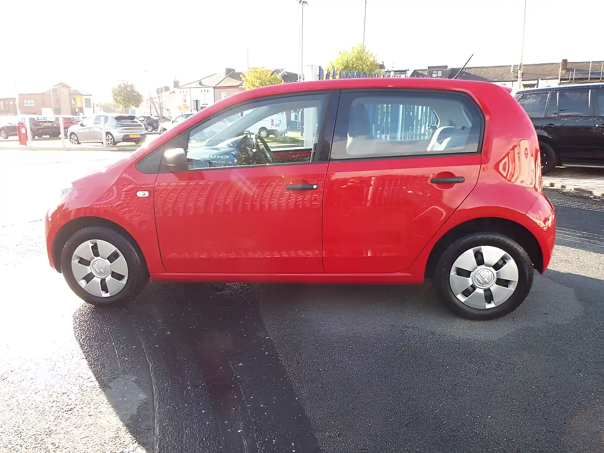 Used 2014 Volkswagen Up! Take Up! Red - Interior and Exterior details 4