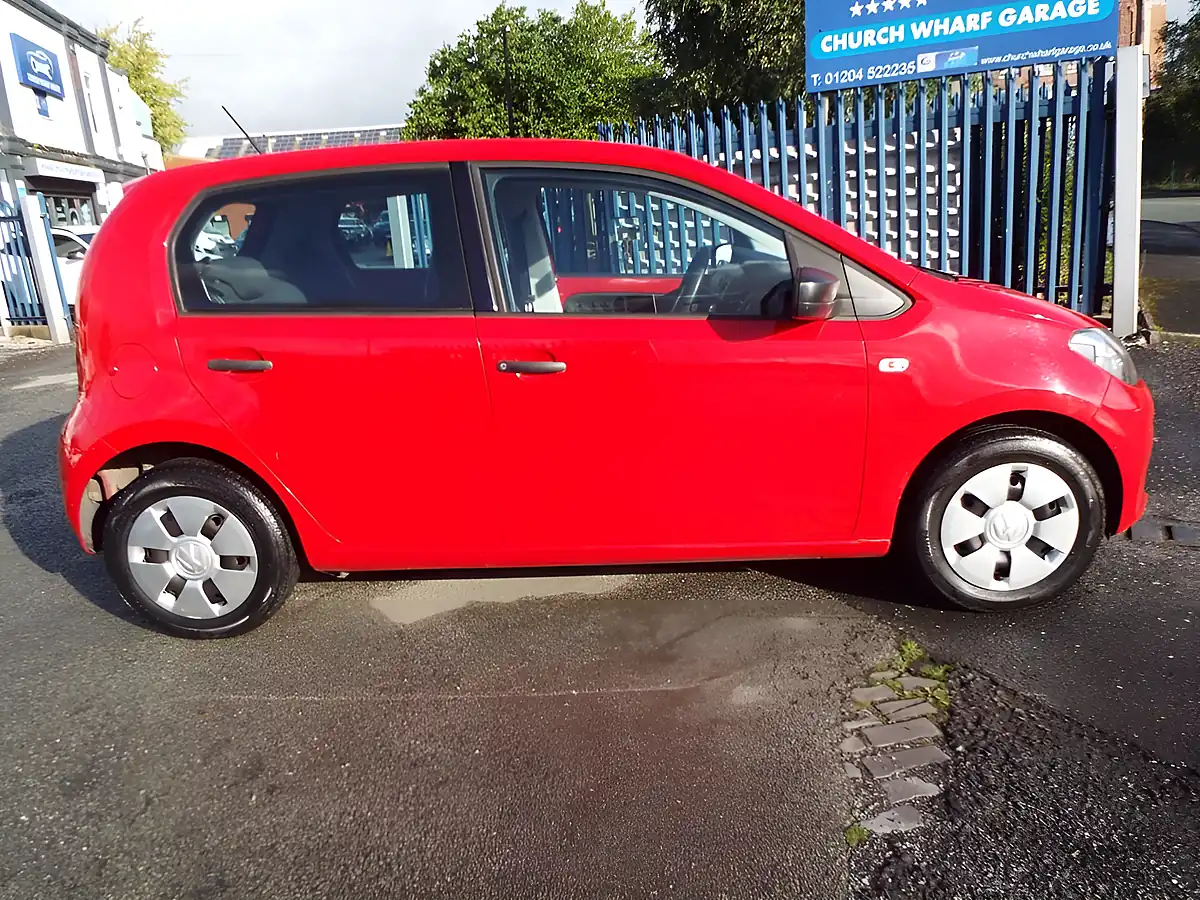 Used 2014 Volkswagen Up! Take Up! Red - Interior and Exterior details 8