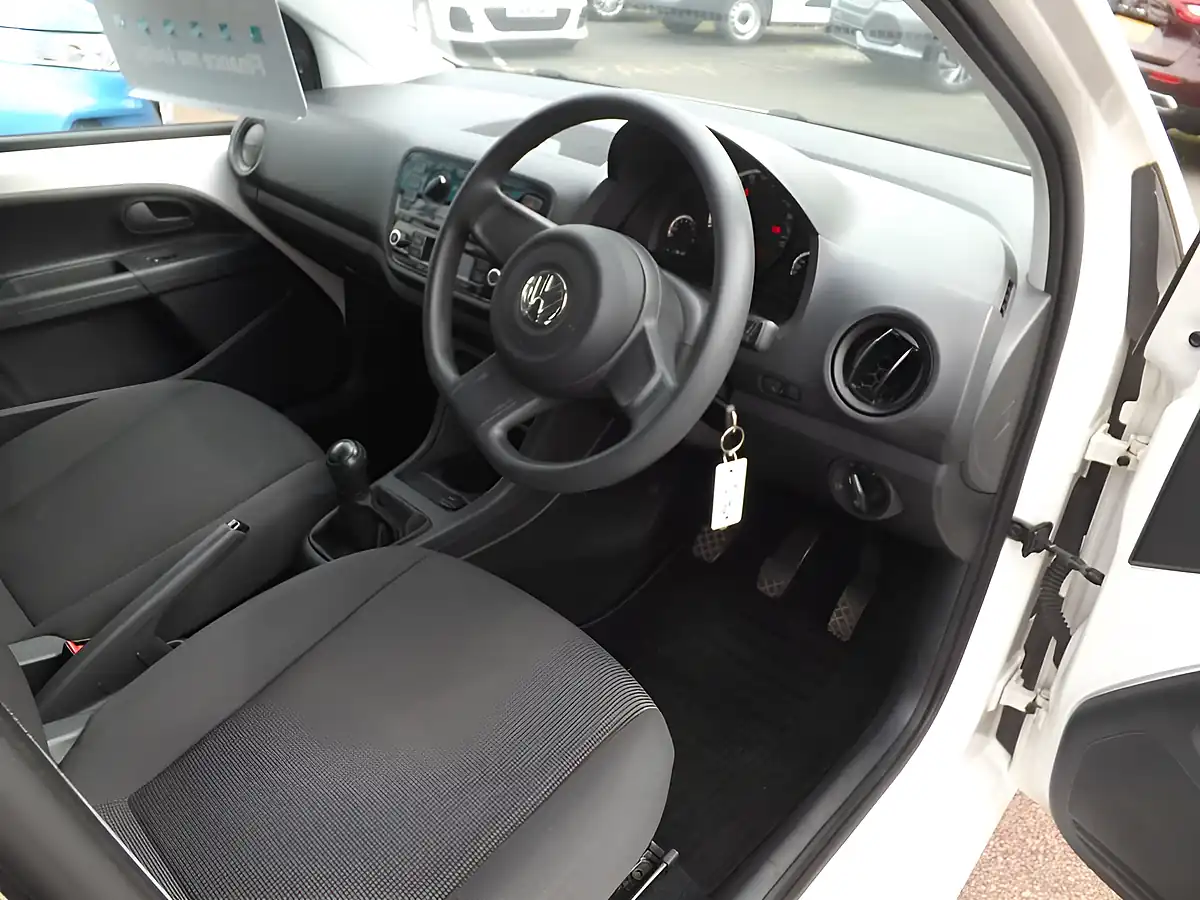 Used 2014 Volkswagen Up! Take Up! White - Interior and Exterior details 14