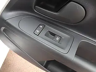 Used 2014 Volkswagen Up! Take Up! White - Interior and Exterior details 19