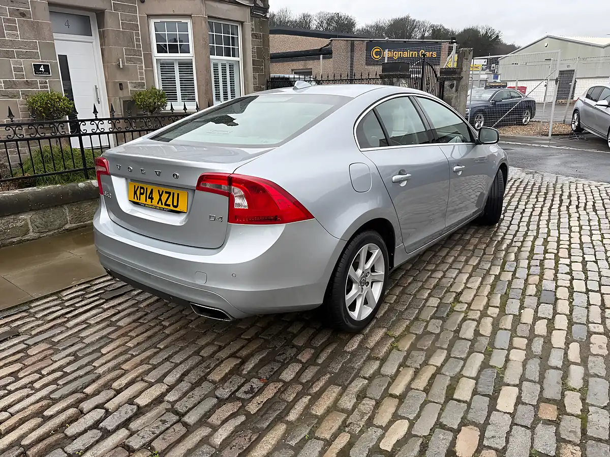 Used 2014 Volvo S60 Se Lux Nav Silver - Interior and Exterior details 17