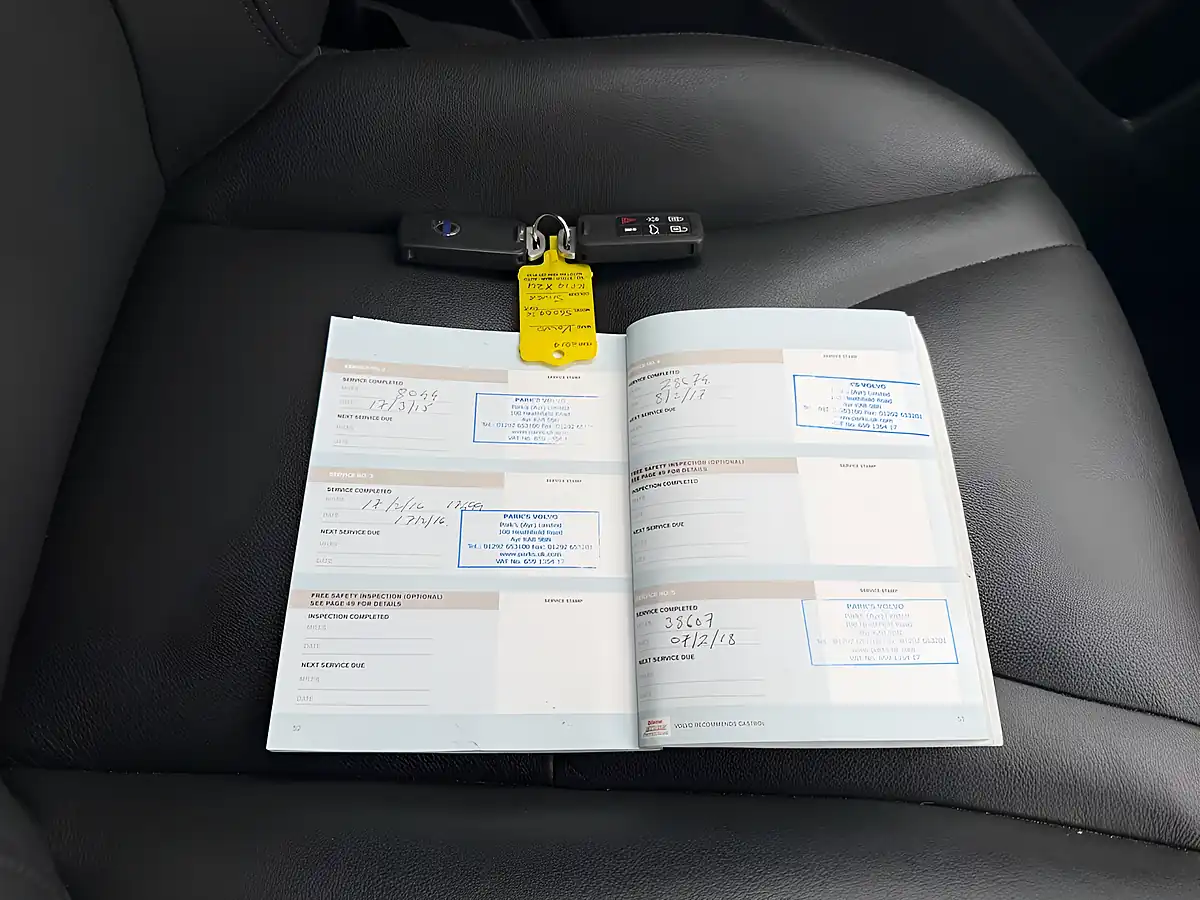 Used 2014 Volvo S60 Se Lux Nav Silver - Interior and Exterior details 19