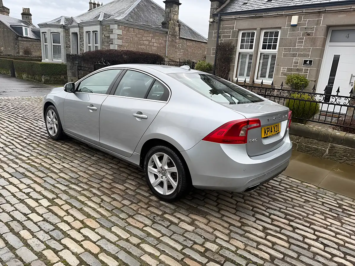 Used 2014 Volvo S60 Se Lux Nav Silver - Interior and Exterior details 6