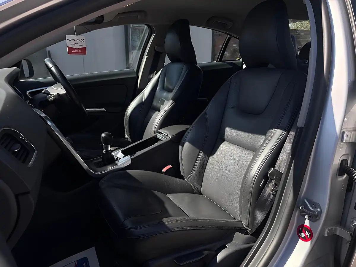 Used 2014 Volvo S60 Se Lux Silver - Interior and Exterior details 11