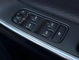 Used 2014 Volvo S60 Se Lux Silver - Interior and Exterior details 17