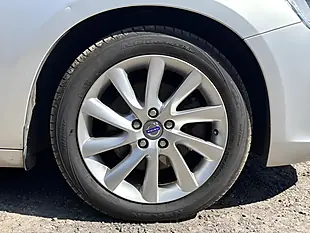 Used 2014 Volvo S60 Se Lux Silver - Interior and Exterior details 19