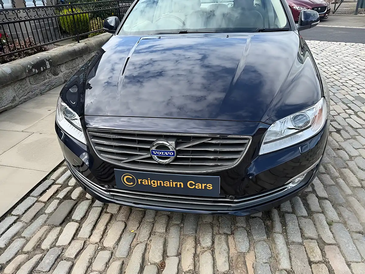Used 2014 Volvo S80 Se Lux Blue - Interior and Exterior details 9