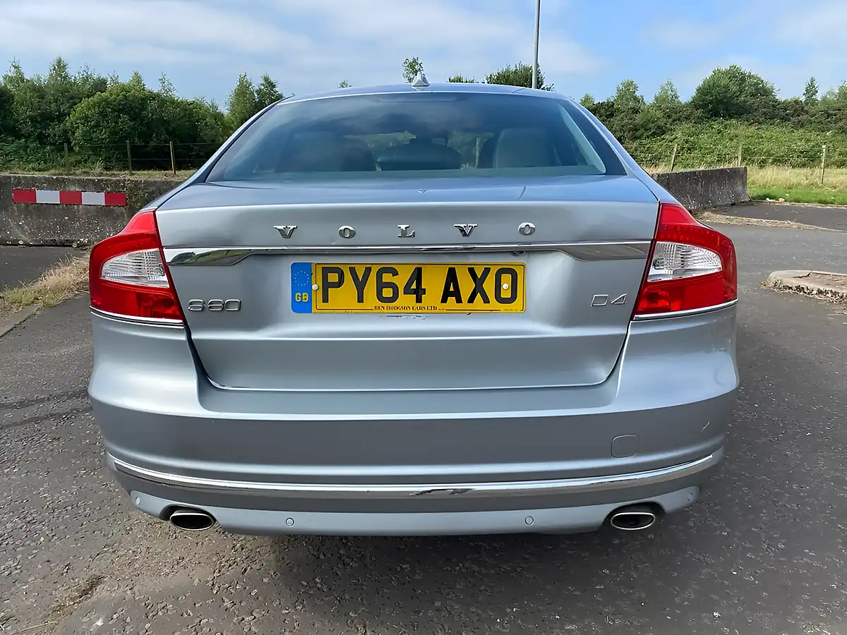 Used 2014 Volvo S80 Se Lux Silver - Interior and Exterior details 20