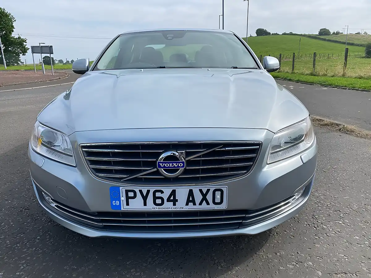 Used 2014 Volvo S80 Se Lux Silver - Interior and Exterior details 8