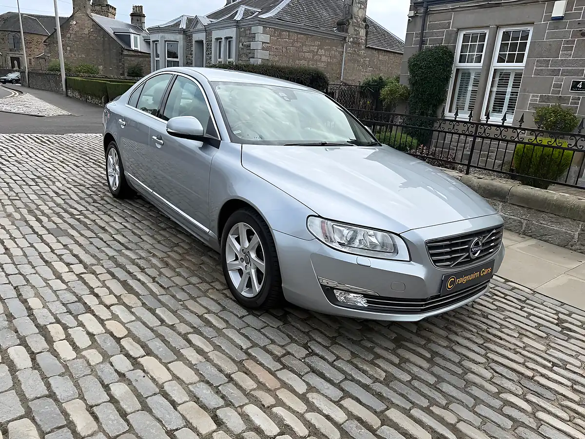 Used 2014 Volvo S80 Se Lux Silver - Interior and Exterior details 9