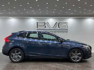 Used 2014 Volvo V40 Cross Country Lux Blue - Interior and Exterior details 7