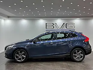 Used 2014 Volvo V40 Cross Country Lux Blue - Interior and Exterior details 8