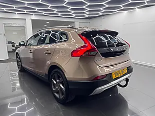 Used 2014 Volvo V40 Cross Country Lux Bronze - Interior and Exterior details 4