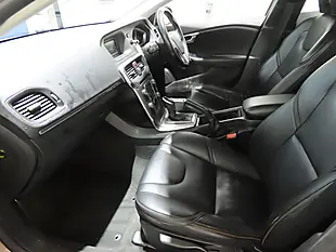 Used 2014 Volvo V40 Cross Country Lux Bronze - Interior and Exterior details 8