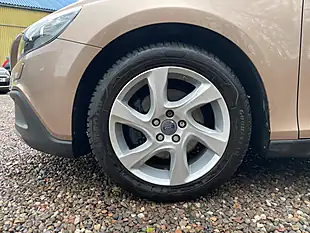 Used 2014 Volvo V40 Cross Country Lux Bronze - Interior and Exterior details 12