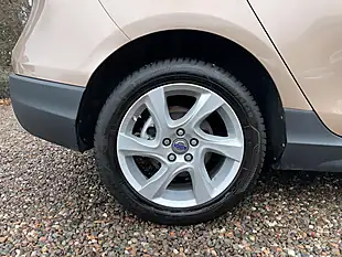 Used 2014 Volvo V40 Cross Country Lux Bronze - Interior and Exterior details 14