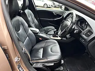 Used 2014 Volvo V40 Cross Country Lux Bronze - Interior and Exterior details 16