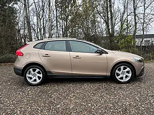 Used 2014 Volvo V40 Cross Country Lux Bronze - Interior and Exterior details 5